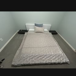 Modloft Worth Japanese Platform Bed frame Queen Almost New 