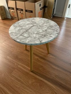 Faux Marble Table 18in H x 18in D