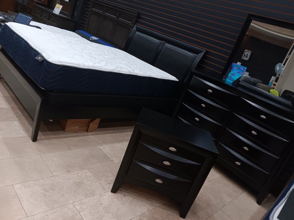 *Manager's Special!!!*---Classic Emily Black Bedroom Sets---From $649!!!---Delivery And FinancingðŸ¤