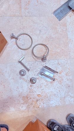 Hardware for bathroom
