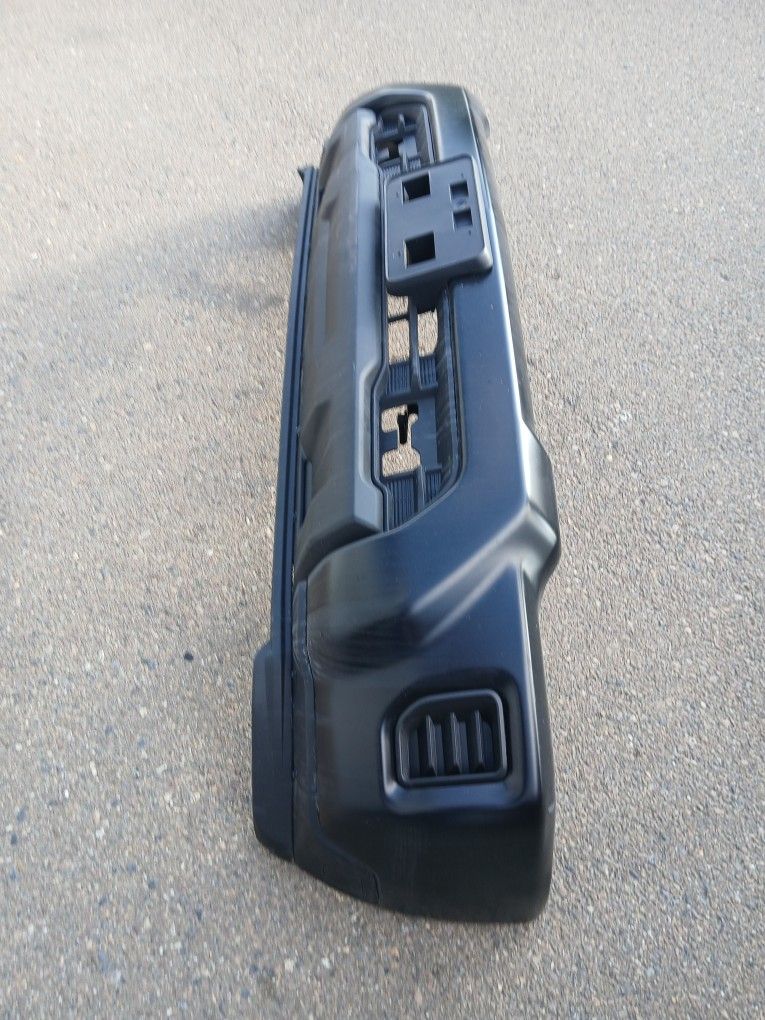 2024 Chevy Silverado Bumper 