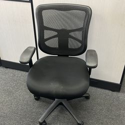 Desk chair / Alera