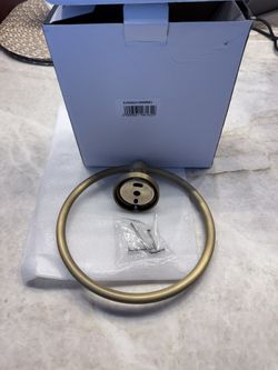 Brushed Gold Towel Ring – Brand New in Box