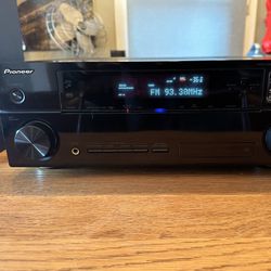 Pioneer VSX-1020 7.1 1080p Surround Sound Receiver, with remote