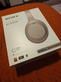 Sony XM4 New open box