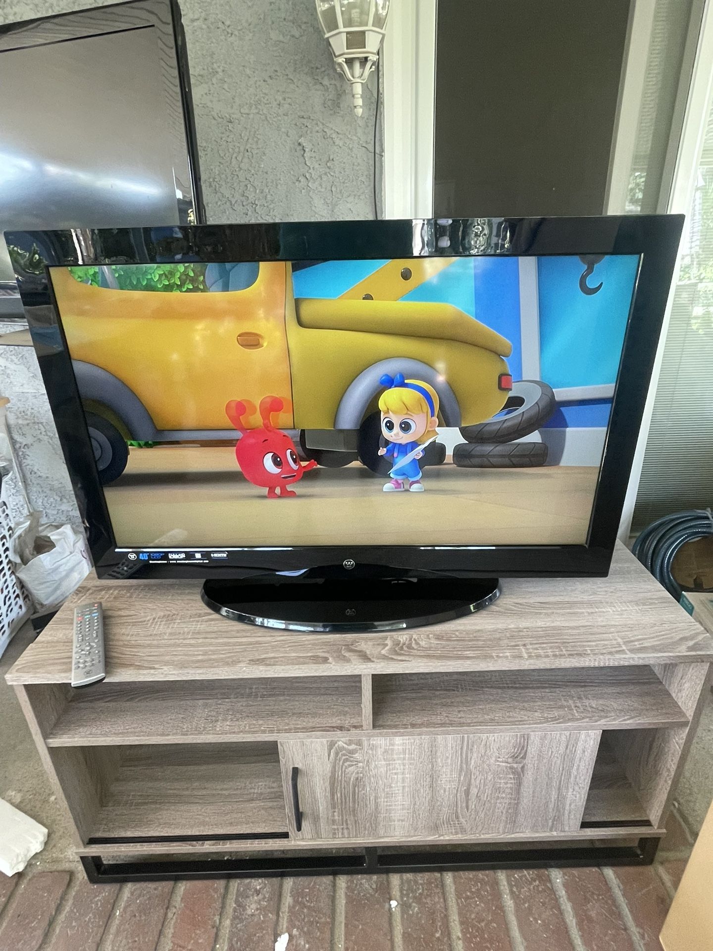 🔥BRAND NEW TV with TV STAND