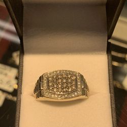 14k Gold Diamond Ring 