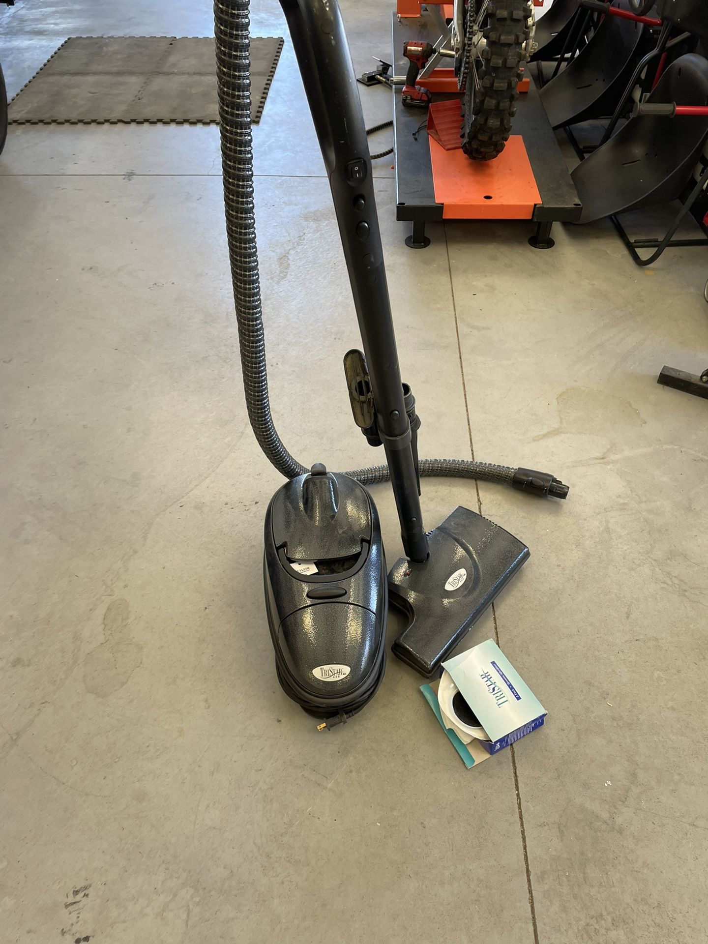 Tristar Canister Vacuum