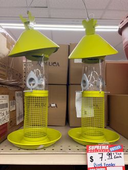 Hanging Metal Bird Feeder