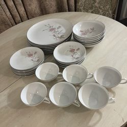 Rose Pattern Dinnerware Set