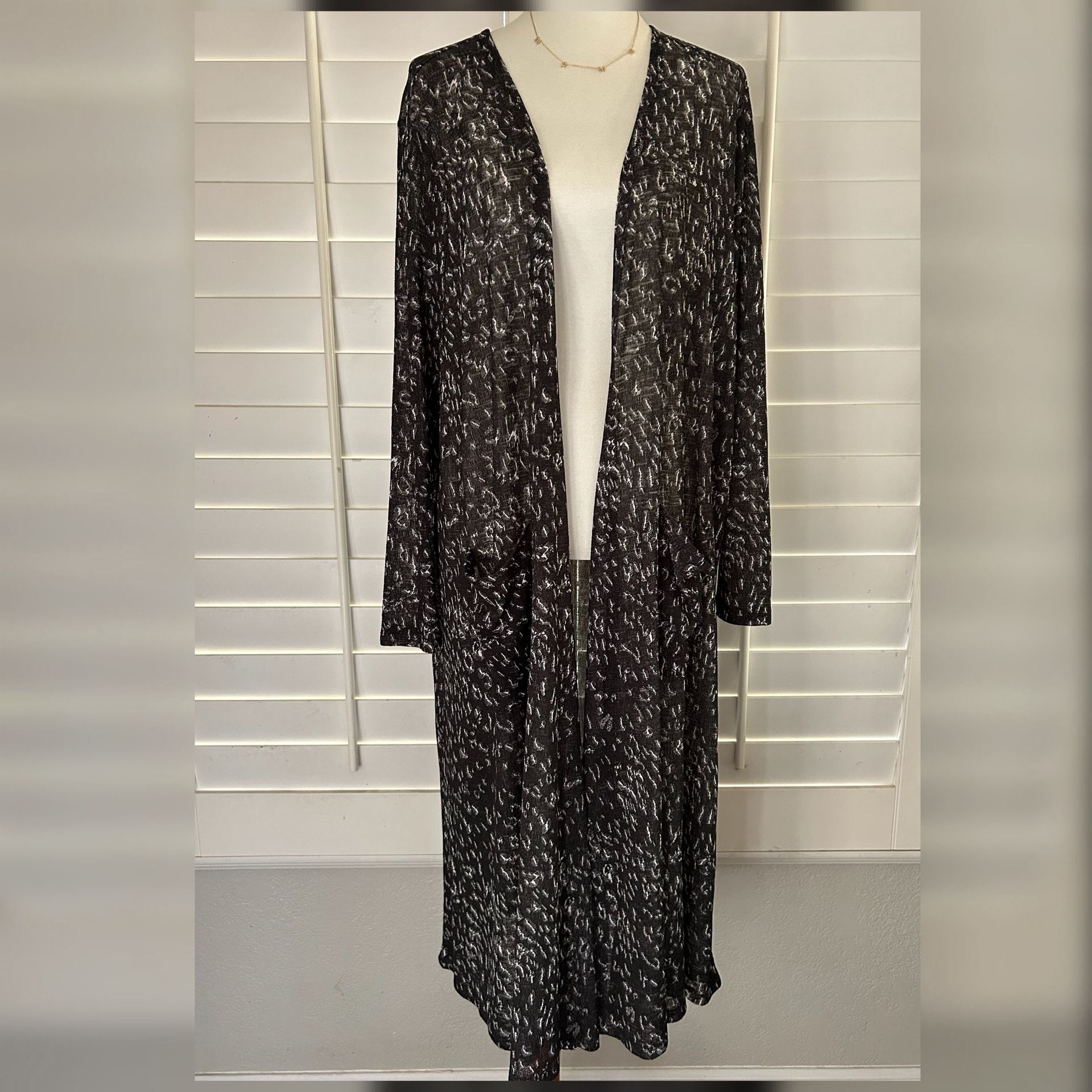 LULAROE • “Sarah” Open Front Maxi Cardigan (XL/fits14-18)