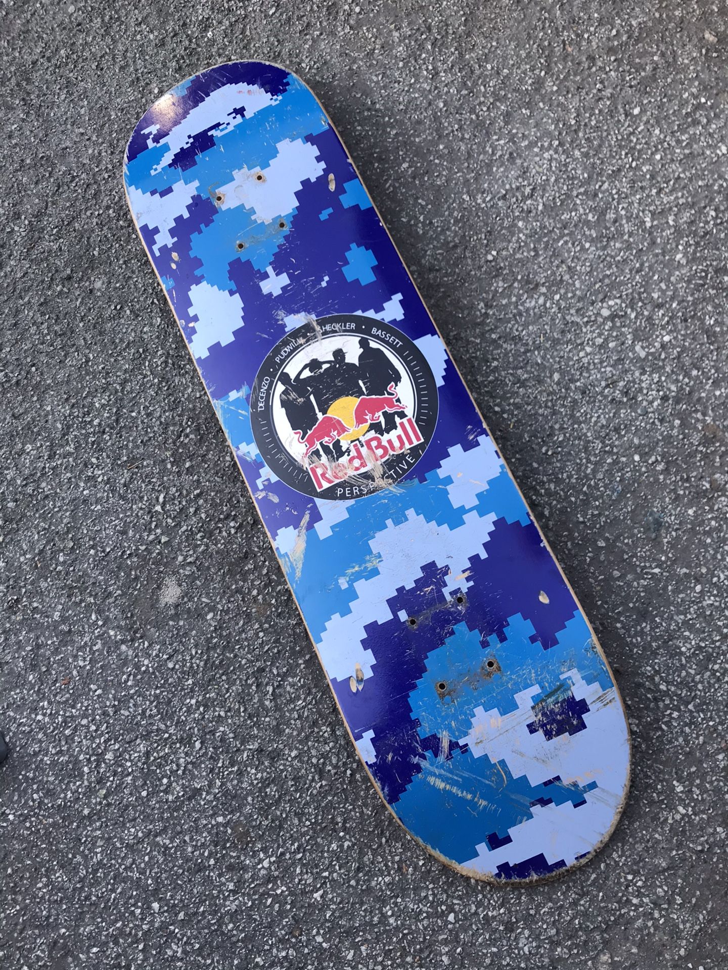 Redbull Skateboard Deck - great condition