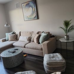 Ethan Allen chaise Sectional 