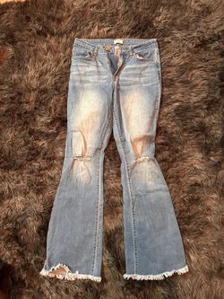 MASSIVE $5 CLOSET SALE 4/4