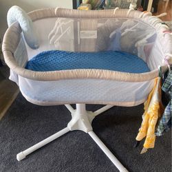 Halo Bassinest Swivel Sleeper