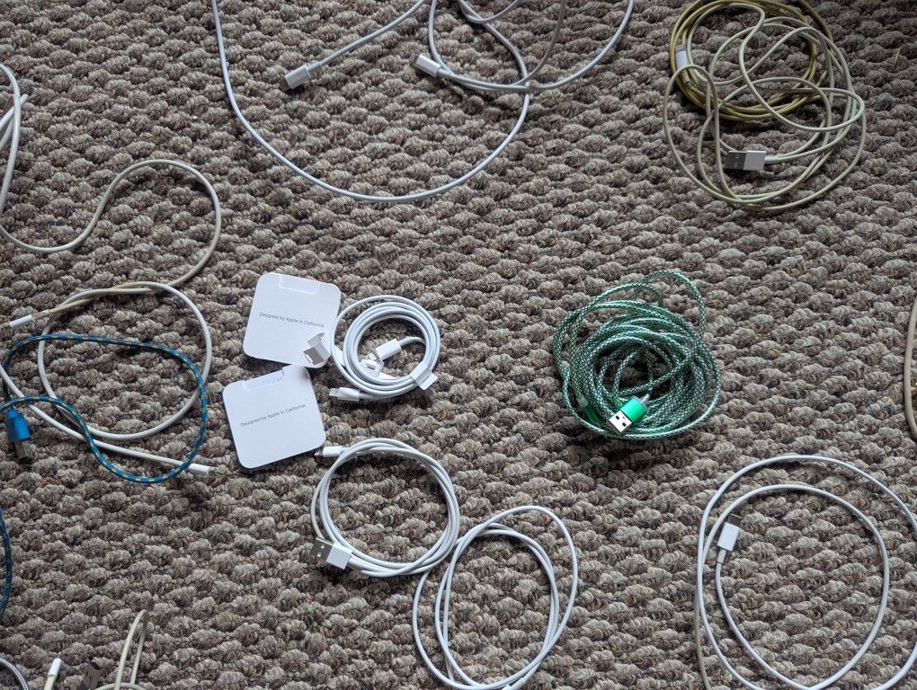 OEM Apple Iphone USB Lightning USB C Charging Cables 10', 3' Sizes White I Phone Cell Phone Charger No Wall Plug