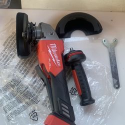 Milwaukee M18 FUEL 18V Lithium-Ion Brushless Cordless 4-1/2 in./5 