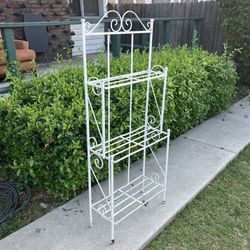 Outdoor Plant shelf 