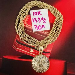 10K Yellow Gold Rope Chain and Pendant CUBIC ZIRCONIUM STONES 13.3Gr 30 Inches Long 
