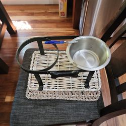Dog bowl Stand (With 1 Dogbowl)