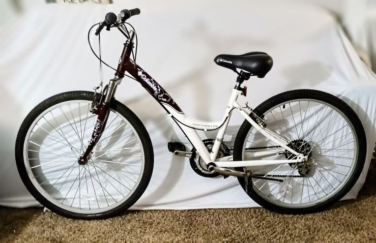 COLUMBIA NORTHWAY FE Bicycle Bicicleta COLUMBIA NORTHWAY FE for Sale in Salem OR OfferUp