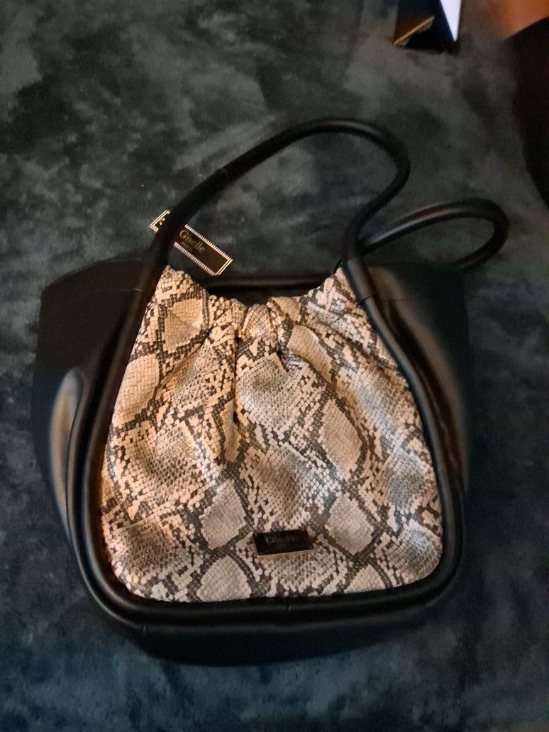 Giselle Paris Purse