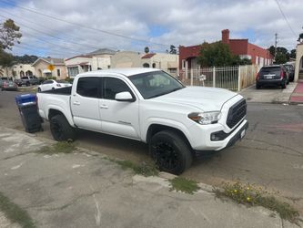 2017 Toyota Tacoma
