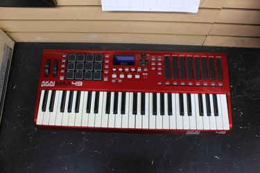 AKAI Professional Max 49 MIDI Keyboard Controler