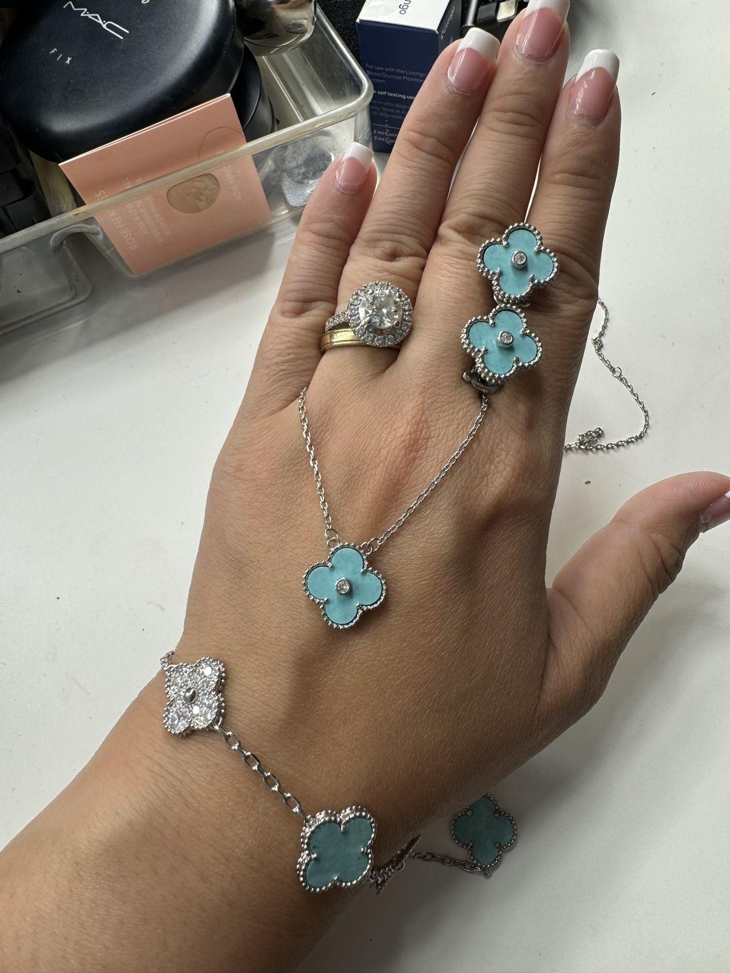 New_  Blue 4 Clover Jewelry Set 🍀