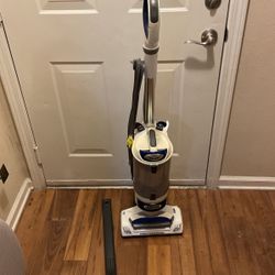  NV510 31 Shark Rotator Professional Lift-Away Vacuum Cleaner NV510-31