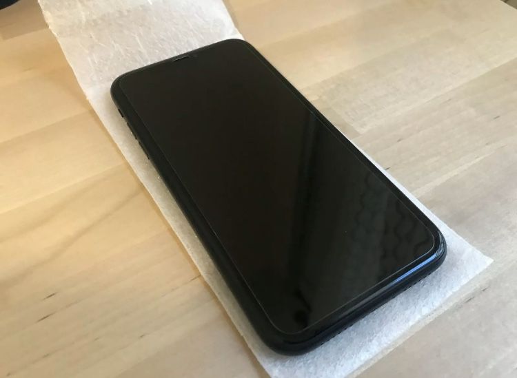 Iphone xr brand new unlocked all carriers