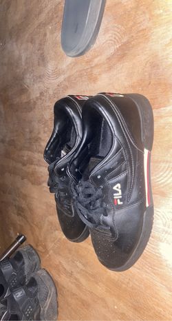 Mens Black Fila’s