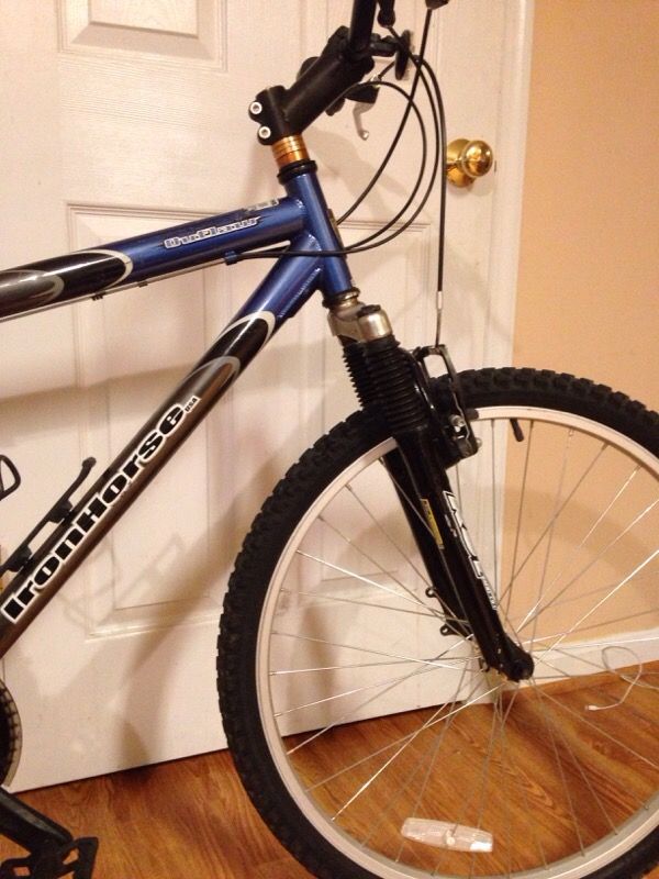 26 Inch Men s IronHorse Outlaw Mountain Bike with dual quick release for Sale in Fredericksburg VA OfferUp