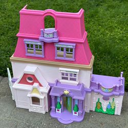 Doll House (no accessories) 