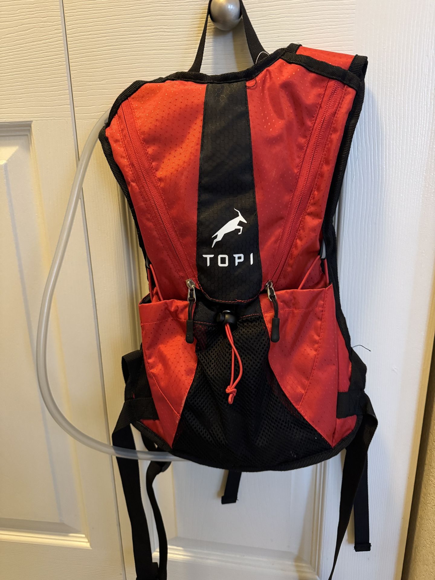 Topi Hydration Backpack