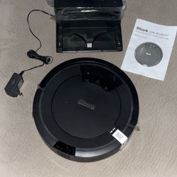 SHARK ion robot vacuum 