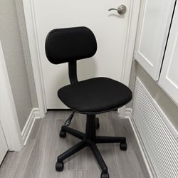 Small Black Desk Chair