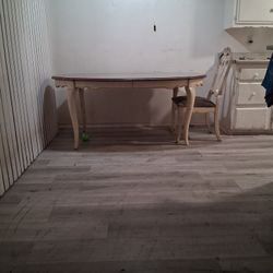 ✔️💲75 ETHAN ALLEN 6 CHAIRS DINNING TABLE ONLY ✔️💲75