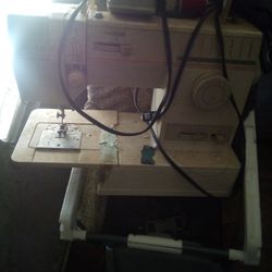 Sewing Machine 