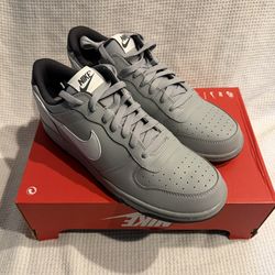 Big Nike Low(Size 11)New!