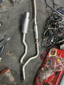 Center pip and muffler civic sedan 1(contact info removed) after market 2.5 in