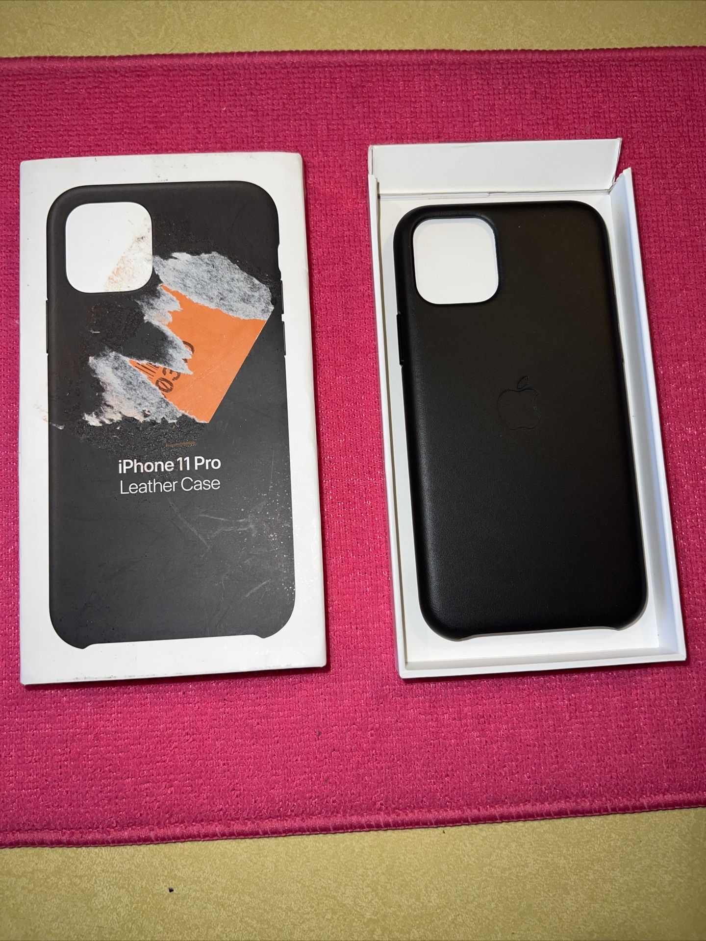 Apple Leather Case for iPhone 11 Pro - Black