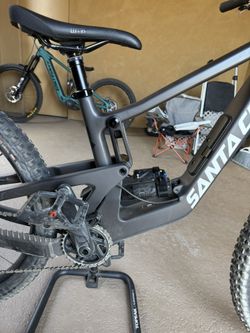 Santa Cruz Downhill Bike Fox 🦊 38 Floaters.