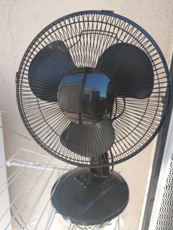 Brand new black 3 speed table fan