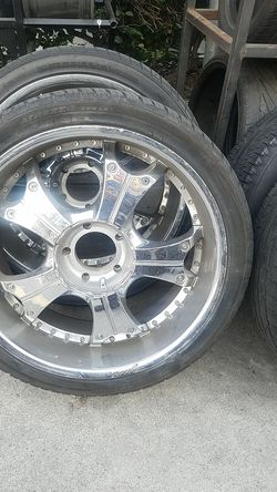 4 rines con llantas usadas