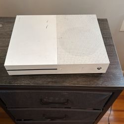 Xbox One 1Tb