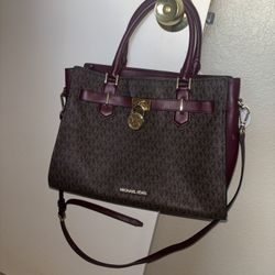 Micheal Kors Hamilton Shoulder Bag