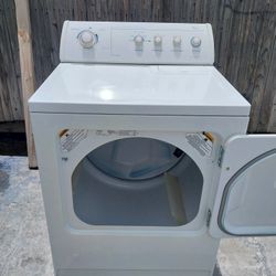 WHIRPOOL LARGE CAPACITY GAS DRYER 