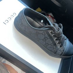 Gucci Shoes 