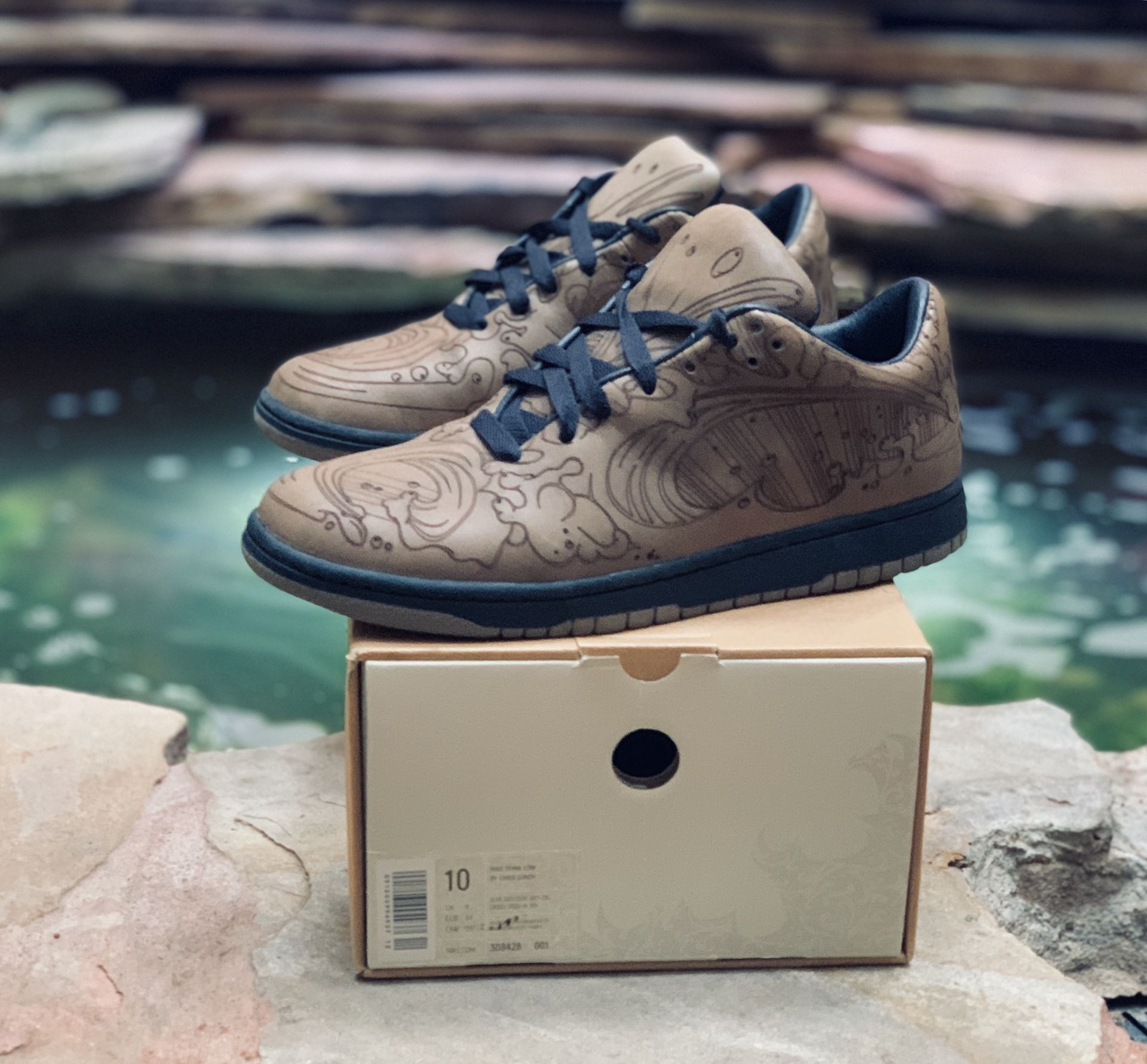 Nike Dunk Low by Chris Lundy for Sale in Houston, TX - OfferUp